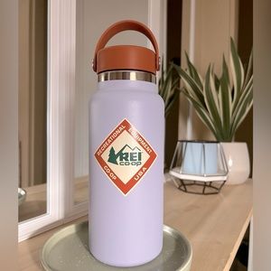 32oz REI Hydro flask in Blue Ether